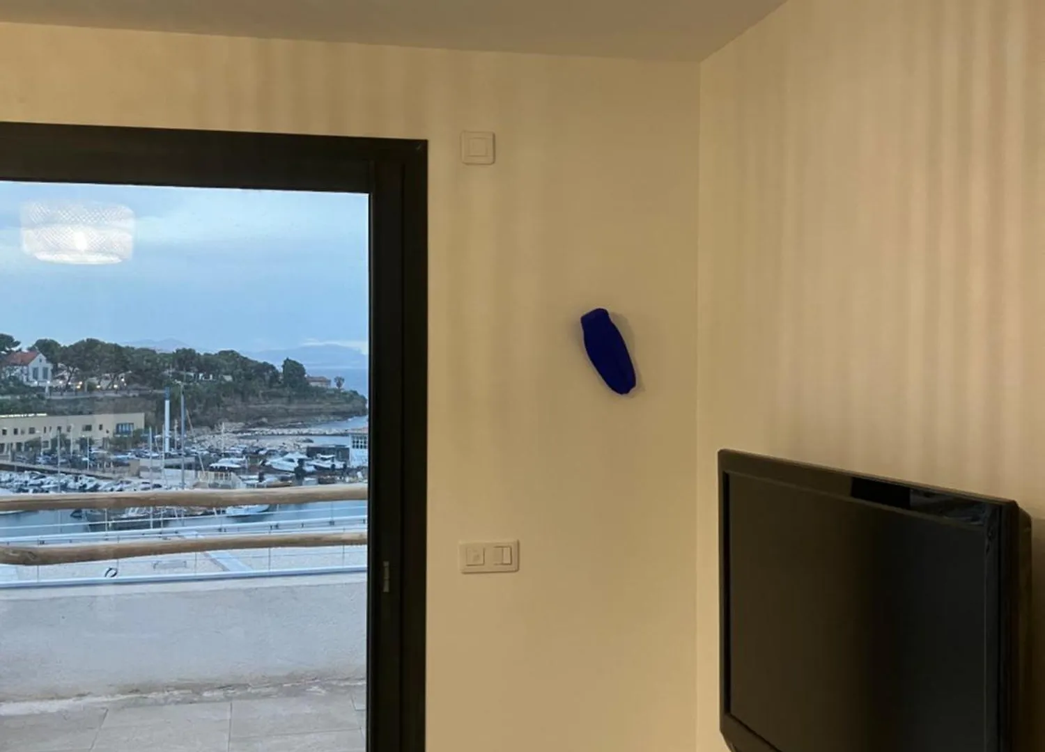 T2 Vue Sur Le Port Jacuzzi Terrasse Et Parking Apartment Carry-le-Rouet 0*,  France