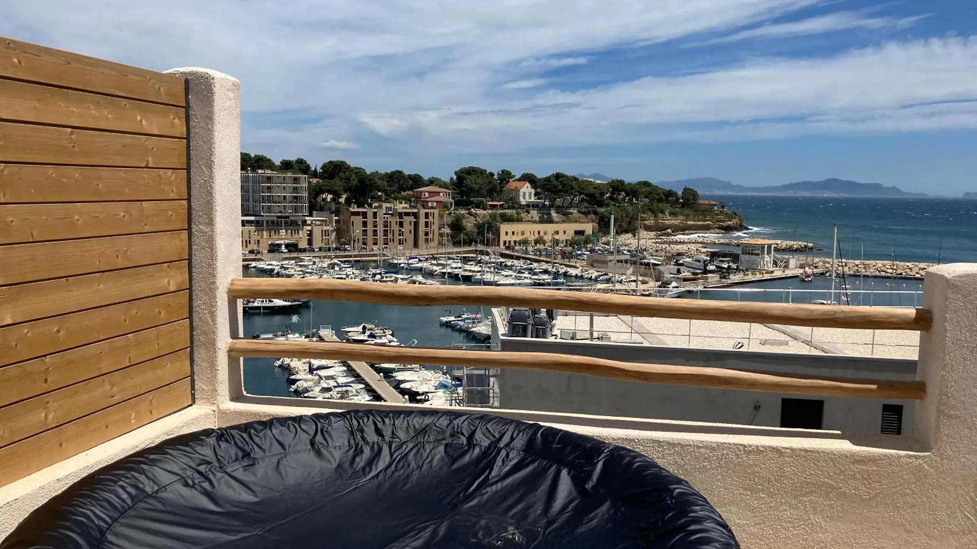 T2 Vue Sur Le Port Jacuzzi Terrasse Et Parking Apartment Carry-le-Rouet