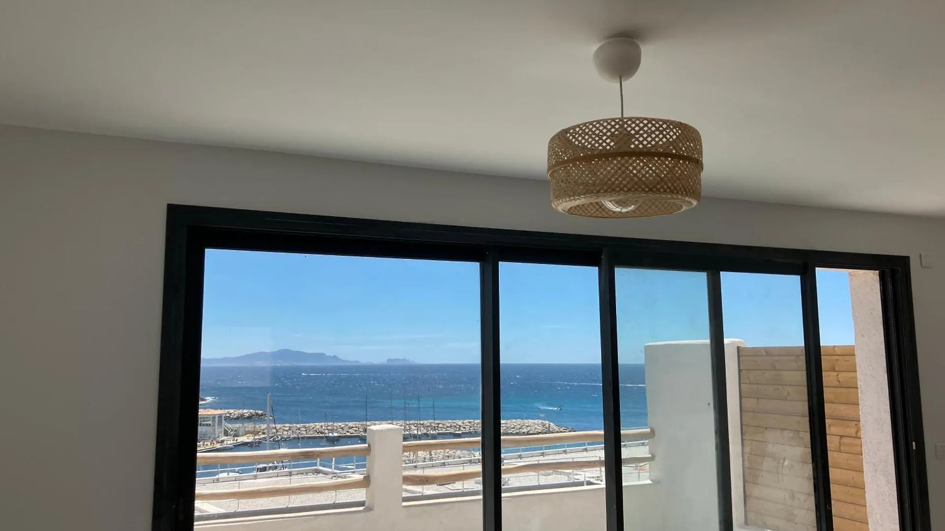 T2 Vue Sur Le Port Jacuzzi Terrasse Et Parking Apartment Carry-le-Rouet