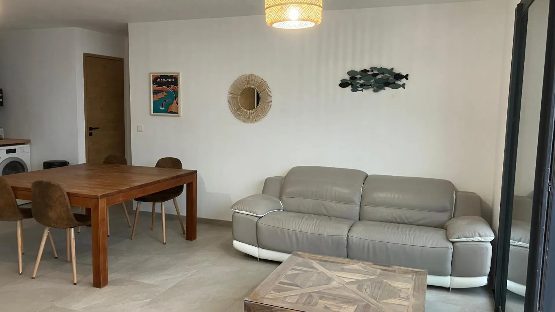T2 Vue Sur Le Port Jacuzzi Terrasse Et Parking Apartment Carry-le-Rouet 0*,  France