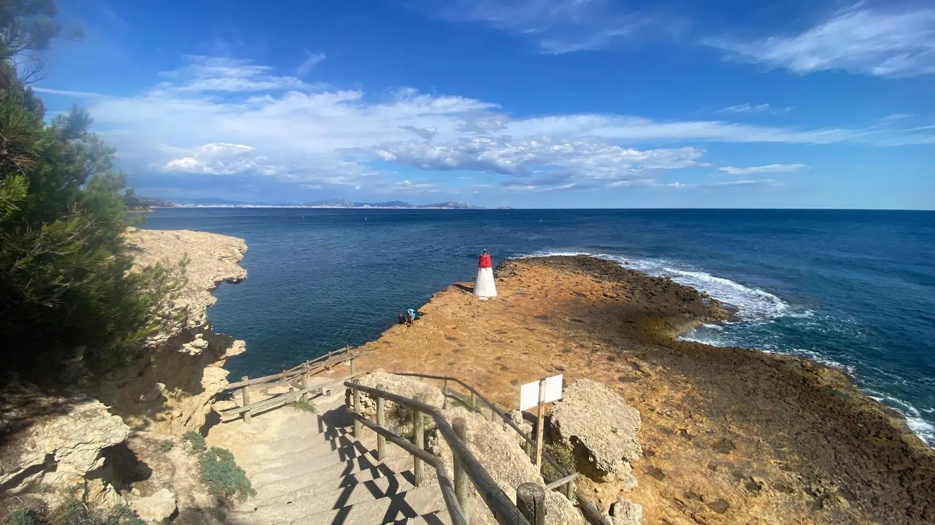 T2 Vue Sur Le Port Jacuzzi Terrasse Et Parking Apartment Carry-le-Rouet